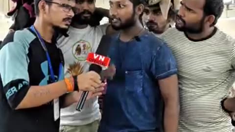 देश को कुंवारे लड़के बदल सकते हैं 😂🤣 #vijay_ripotar #memes2025 #vitalreels #reelfeelit #tren