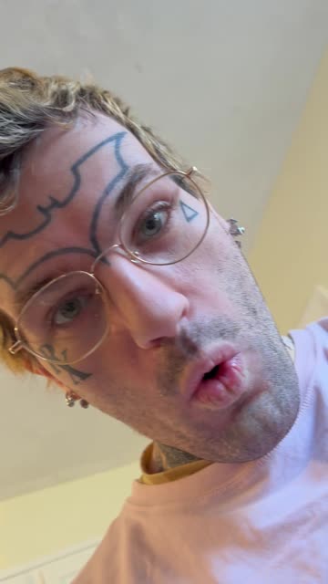 Ep. 911 "Special Brownies" by Patrick Henry The Batman