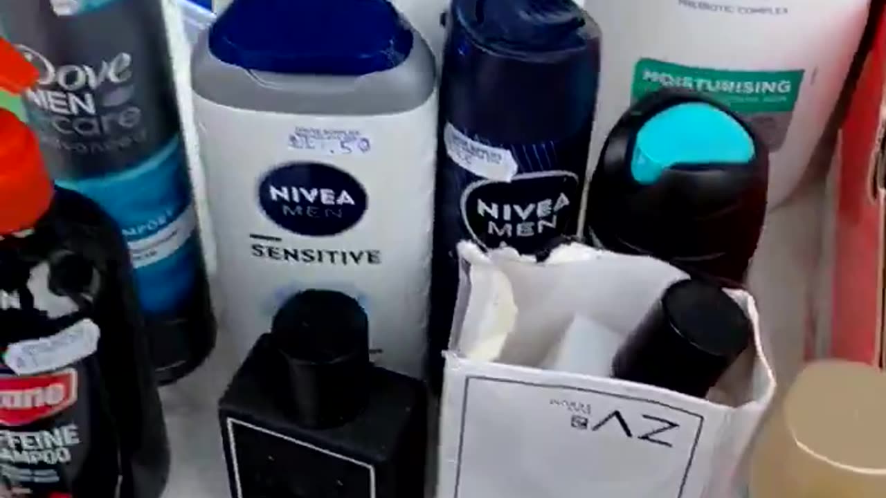 #TwoTierPolicing The Invasion Of Britain Continues....