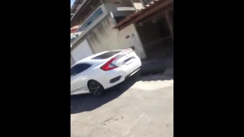 PAROU O CARRO COM O FILHO, JUSTIÇA DE MINAS GERAIS.