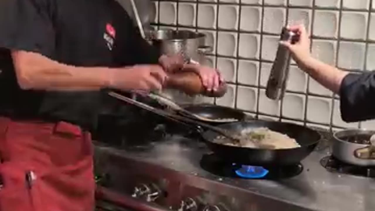 The Most Viral Omelette in the World! 🍳✨ | Kichi Kichi Omurice Kyoto Japan