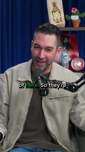 Mai Tais Over Palestinian Lives - Dave Smith and Theo Von