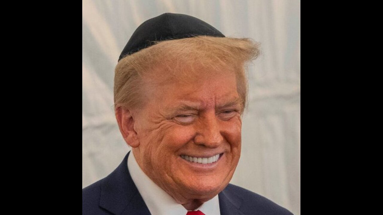 IT LOOKS LIKE BUTTS!