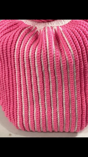 "2-Piece Crochet Bag Set: Unique, Handcrafted Designs"