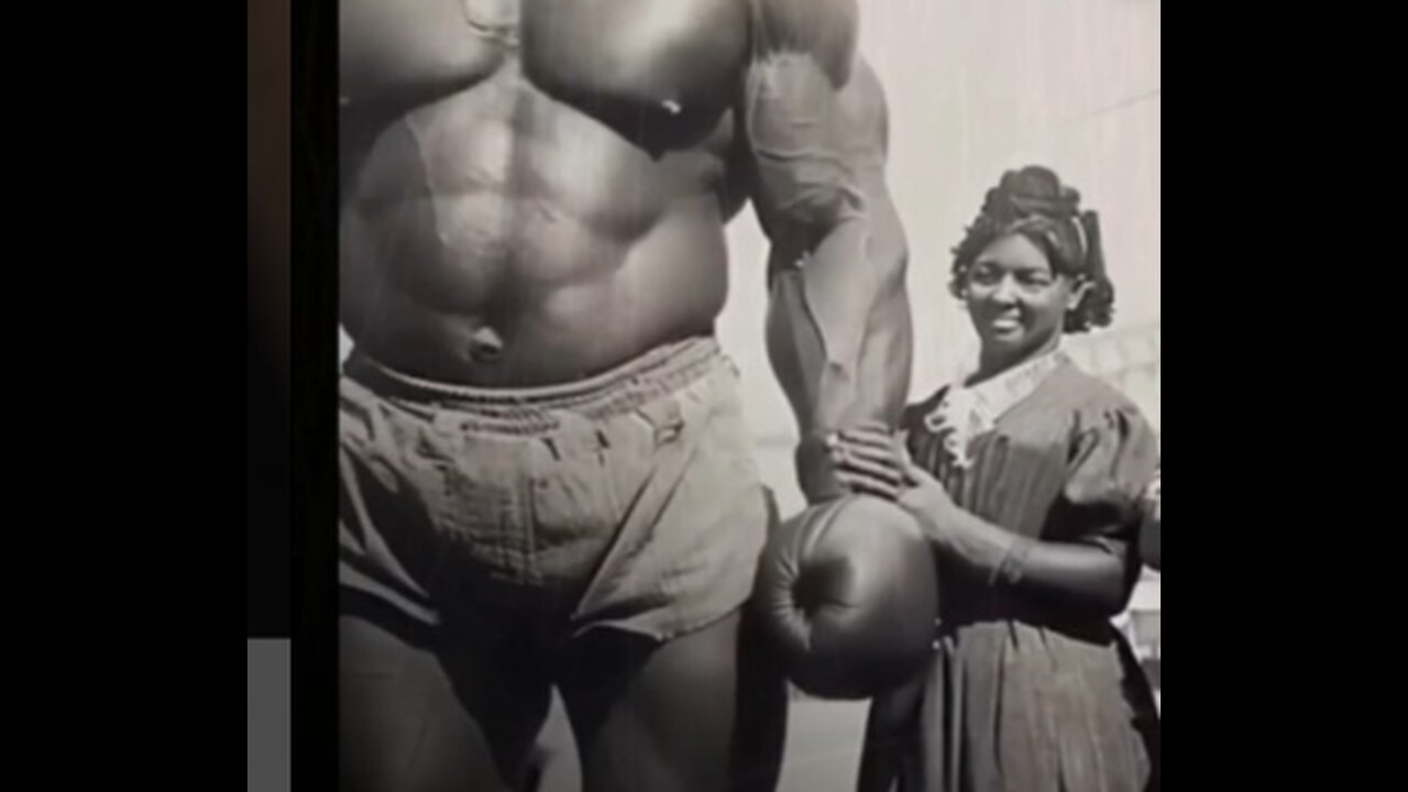 The Extraordinary Journey of Lukas Lakustin: Inside the Life of a 6'10" Bodybuilder
