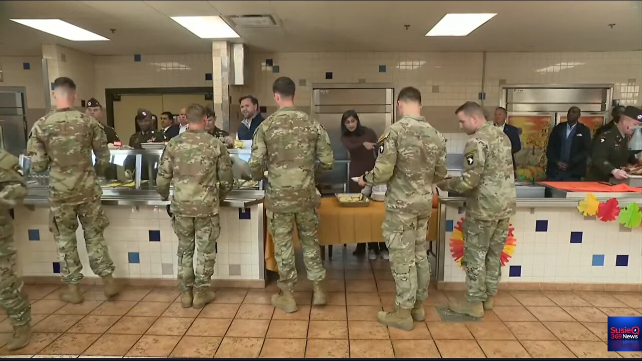 Vance participates in Thanksgiving meal at Fort Campbell