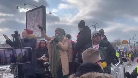 ILHAN OMAR JOINS MINNEAPOLIS PROTEST