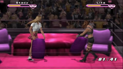 Stacy Keibler vs Lita