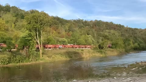 NW NC at The Treehouse 🌳 North Toe River CSX rail line Green Mountain NC