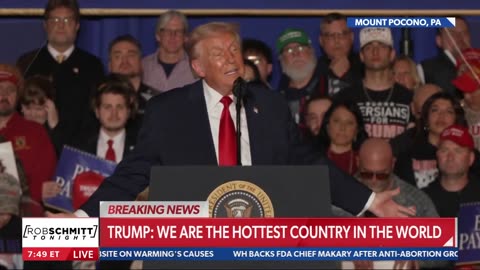 📌 President Trump touts economic success at a rally in the Poconos.