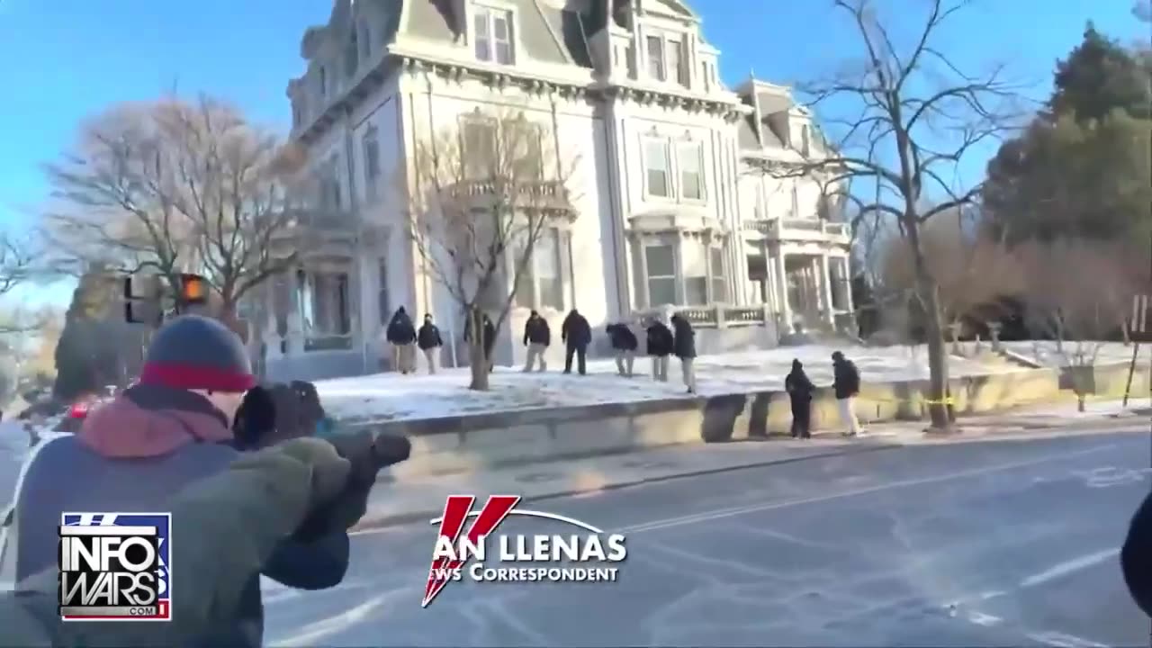 ALEX INTERVIEWS KYLE SERAPHIN