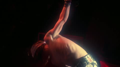 Welcome to the Jungle - Guns N' Roses (live)
