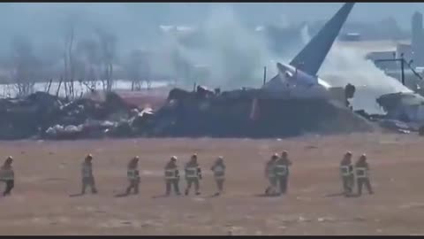 Final footage of doomed South Korean Jeju Air flight 7C2216