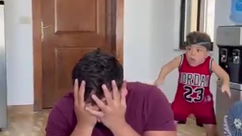 Funny Guy Video-12