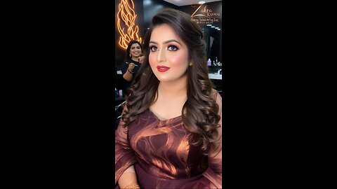 💫 Her Aura Could Start a Revolution