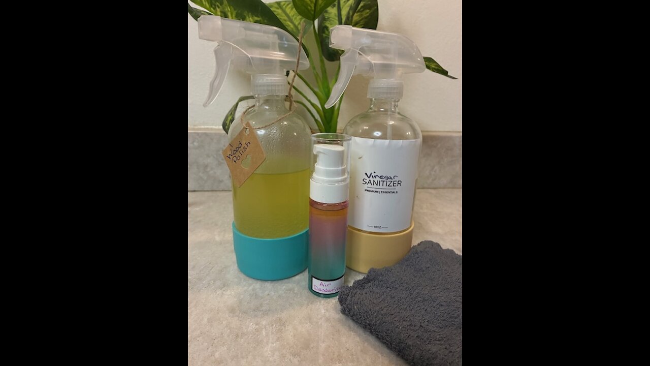 VINEGAR - Organic & Green, Two Ingredient DIY Recipes for Household Cleaning and More!