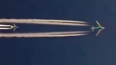 Différents avions pulvérisant de différentes manières!🛑✈️🌫️☹️