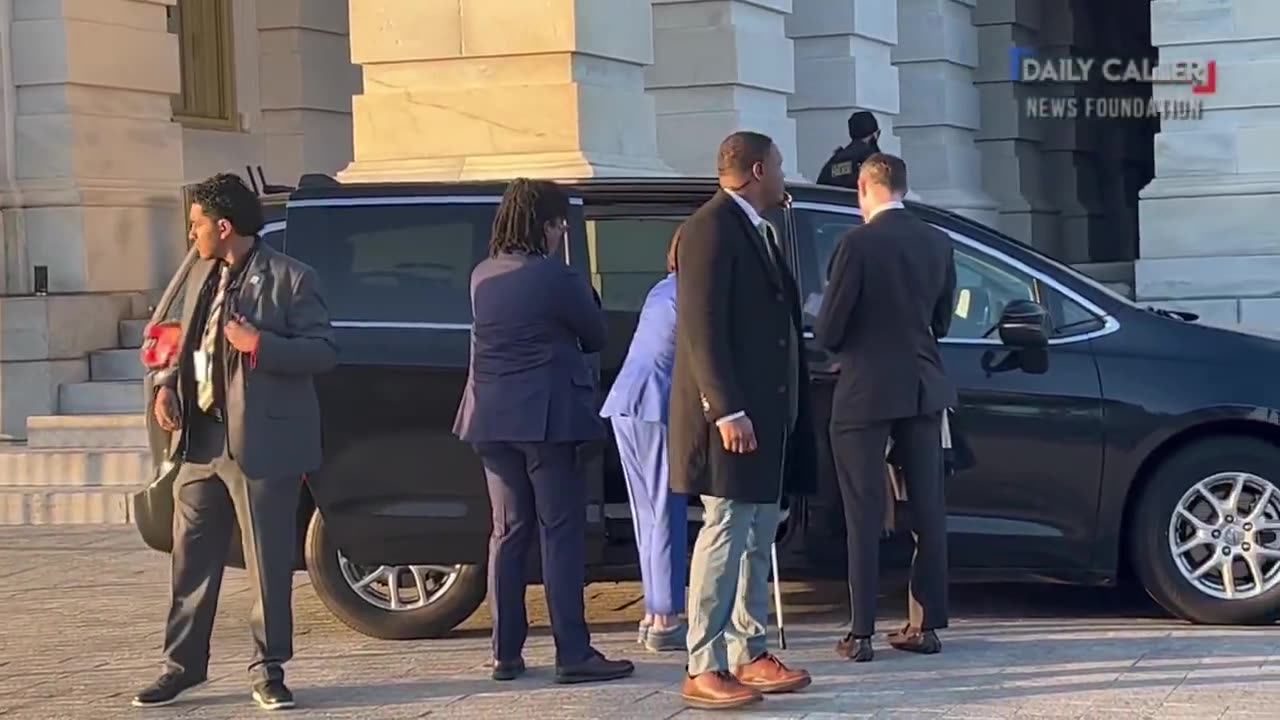 Pelosi Spotted Hobbling to Van with Walking Sticks