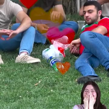 Shei escapes this every place. 😜 🙈 😂😂