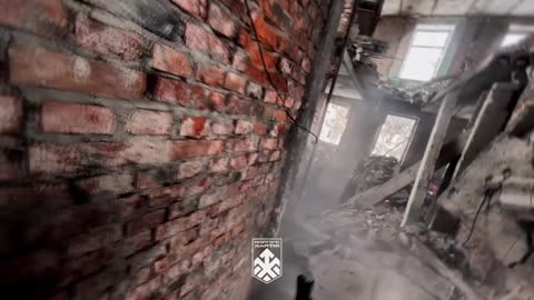 Kupiansk The Ukrainian flag has been raised above the city council building.