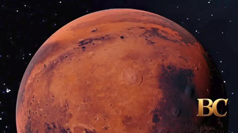 Mysterious square structure spotted on Mars branded ‘wild’ has space fanatics completely baffled