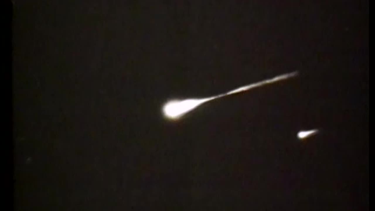 Unidentified Flying Object (UFO) Sighting - Unidentified Flying Object (UFO) Sighting - 330-dvic-653
