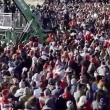 Trump Rally 100,000 people