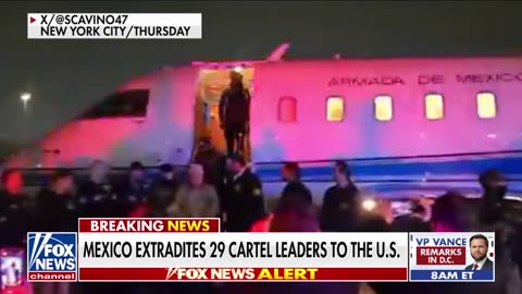 NEW: Mexico extradites 29 cartel leaders to US