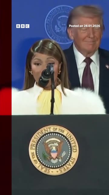 Niki Minaj becomes Trump number one fan