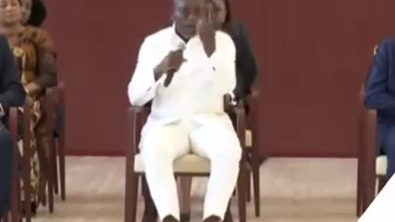 𝗣𝗔𝗦 𝗣𝗟𝗨𝗦 𝗦𝗢𝗨𝗩𝗘𝗥𝗔𝗜𝗡 𝗤𝗨𝗘 𝗟𝗘 𝗕𝗘́𝗡𝗜𝗡 𝗟𝗮 𝘀𝗼𝘂𝘃𝗲𝗿𝗮𝗶𝗻𝗲𝘁𝗲́ 𝗰𝗲 𝗻'𝗲𝘀𝘁 𝗽𝗮𝘀 𝗶𝗻𝘀𝘂𝗹𝘁𝗲𝗿 l&apo