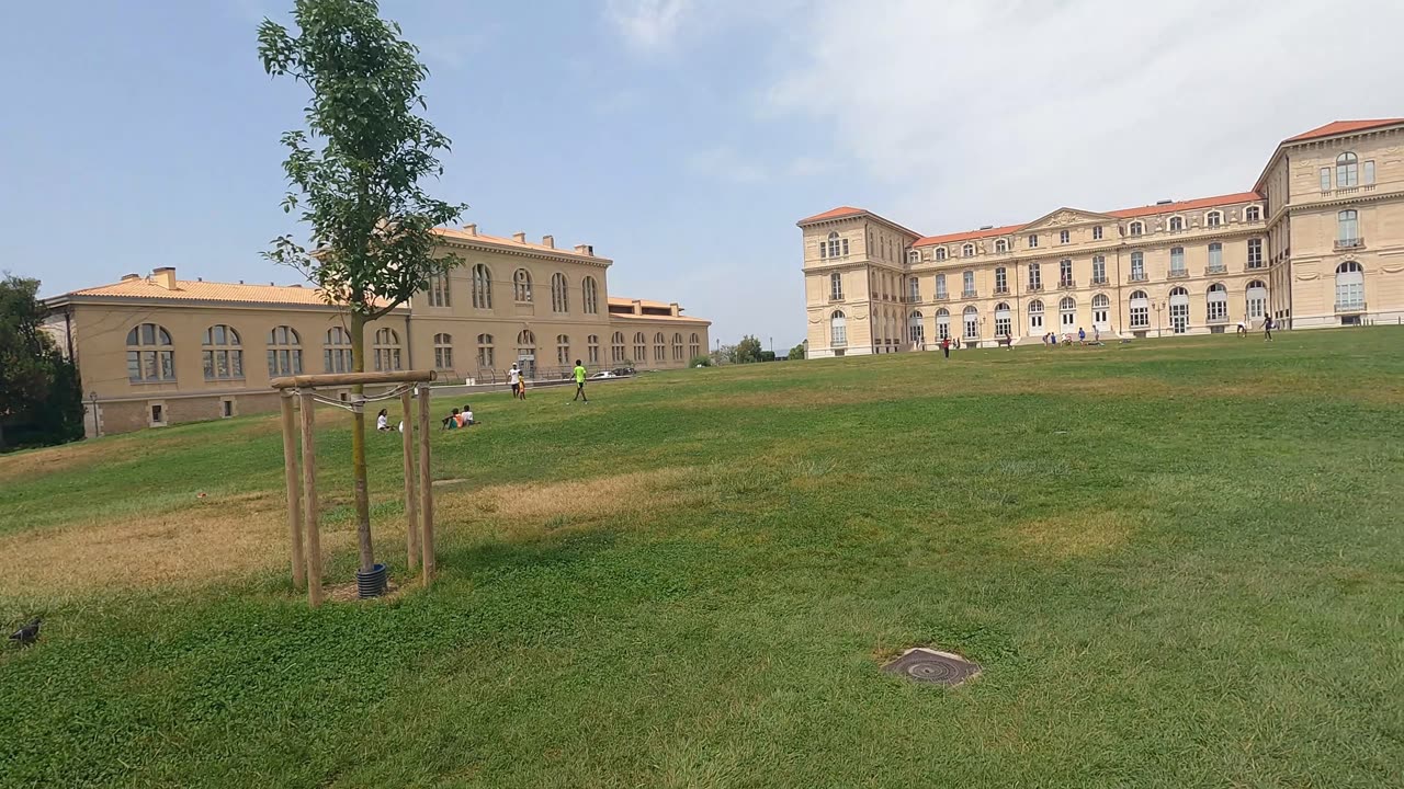 Mark Clark Portrush Taylor Clark in Marseille. Ian, Nathan & Albert with family & friends in UK 2023