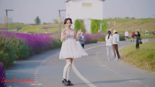 Wings. Silly Love Songs (single version)