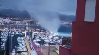 Tormenta extrema con mangas marinas provoca daños en España