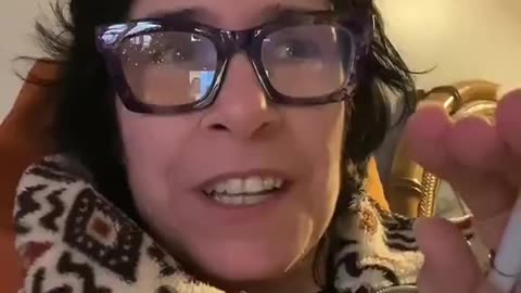 Mad About Cinnabon Lady