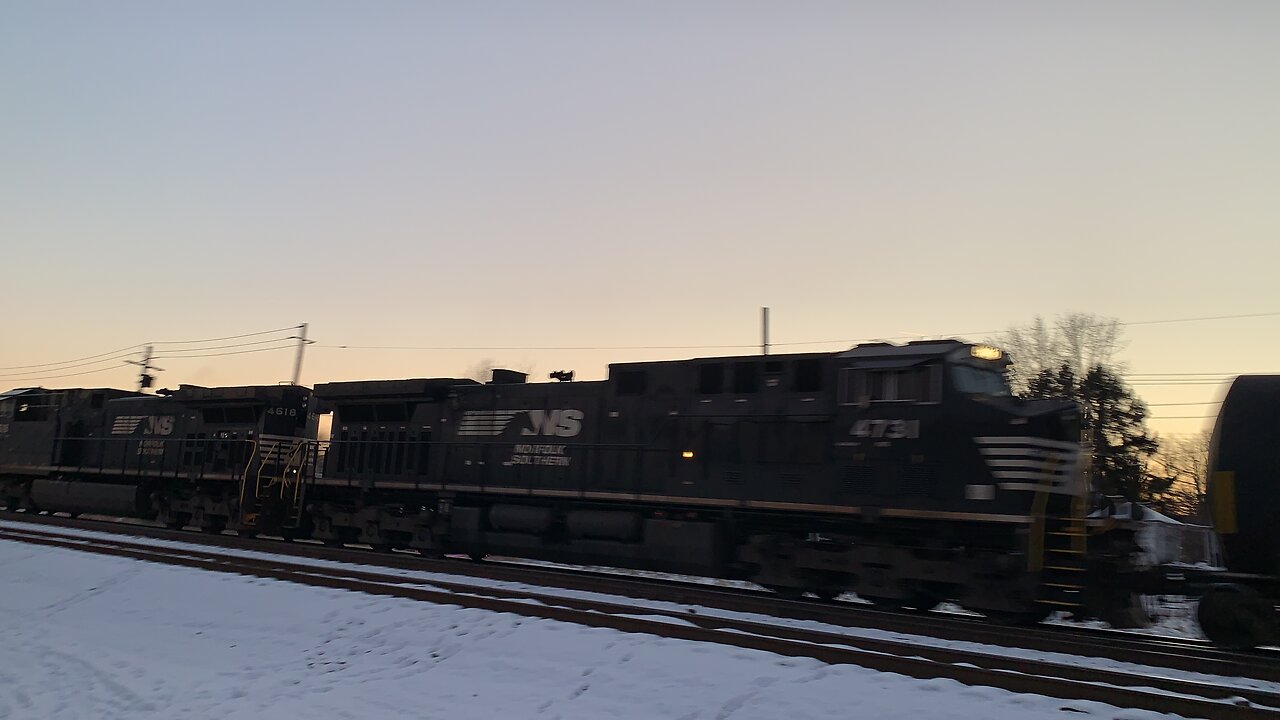 Norfolk Southern Train on the 2nd day of Christmas