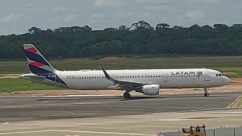 Airbus A321 PT-XPB coming from Guarulhos to Manaus