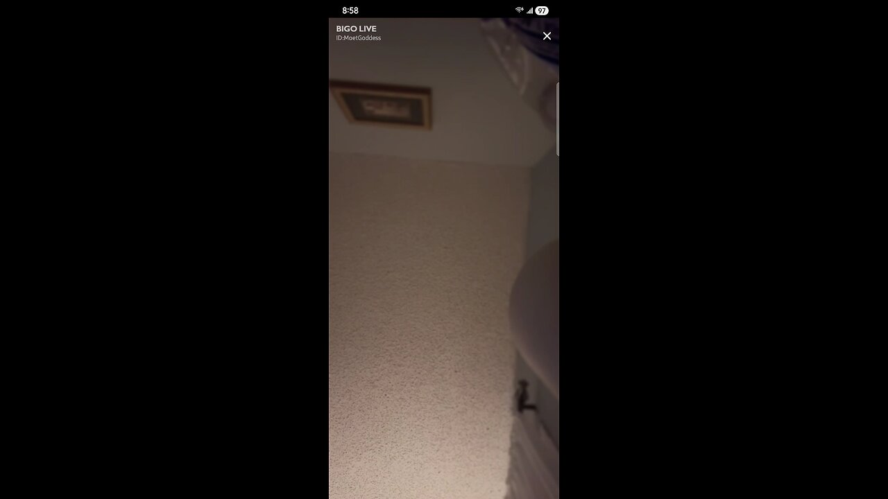 moetgoddess at her date house for 1st time smh