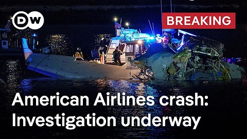 67 feared dead after American Airline plane collides with military helicopter in the US | DW News