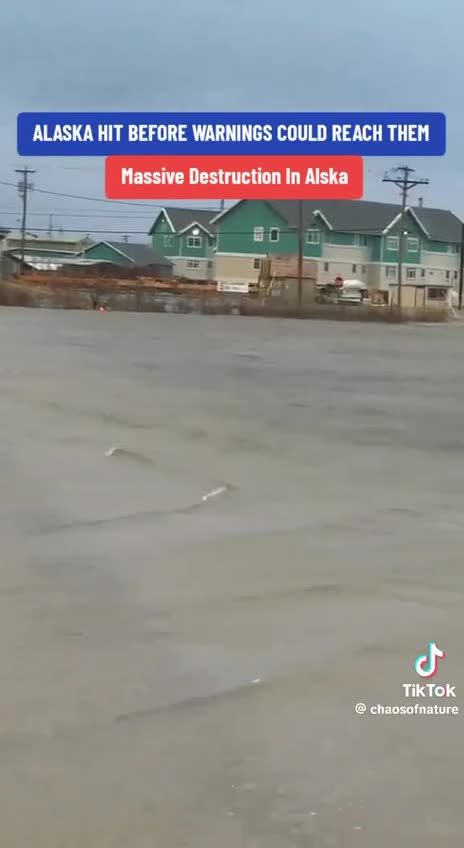 Alaska is floating, people stack in the houses floating in the waters