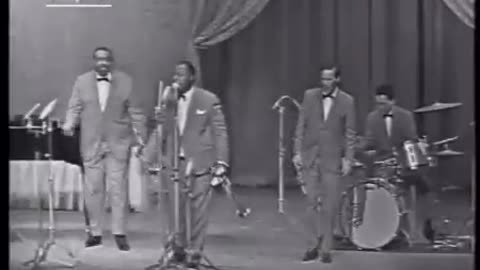 Louis Armstrong - Hello Dolly