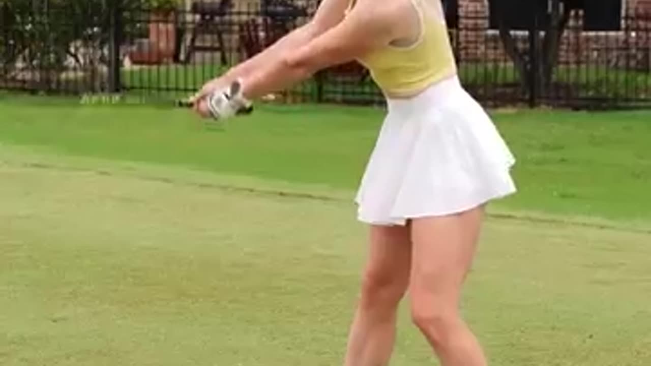 Grace being graceful #golf #golfer #grace #graceful #driver #hit #swing #shot #green #fairway #club