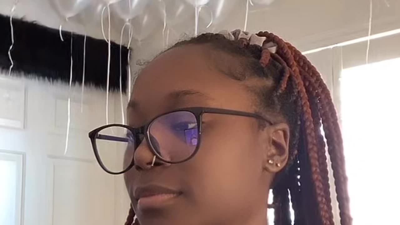 Is it giving Bubbly is jealous about PND flying to see Flocko