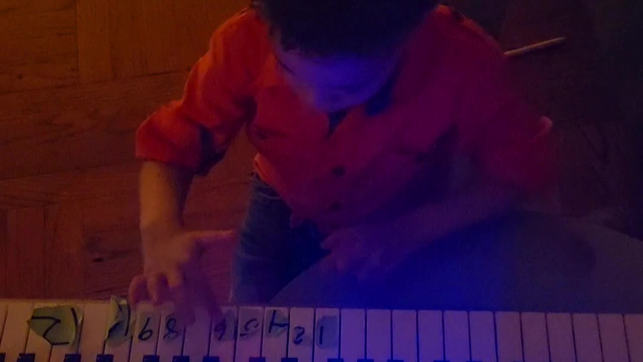 Playing Mountain King on ky piano