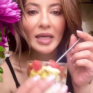 Two Minutes Mediterranean Diet Breakfast