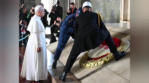 #Πάπας_Λεων_ΙΔ"Κλείνει το γόνυ στον #Ατατούρκ Άγνωστό του βιογραφικό