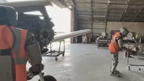 Al Humanoid Robot STEALS Piper Airplane! - Insane Robbery Caught on Camera