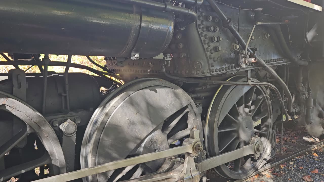Great Smoky Mountain Railroad 1702