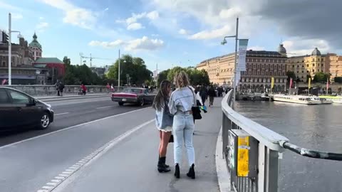 Beautiful Girls in Stockholm - 4K HDR Experience