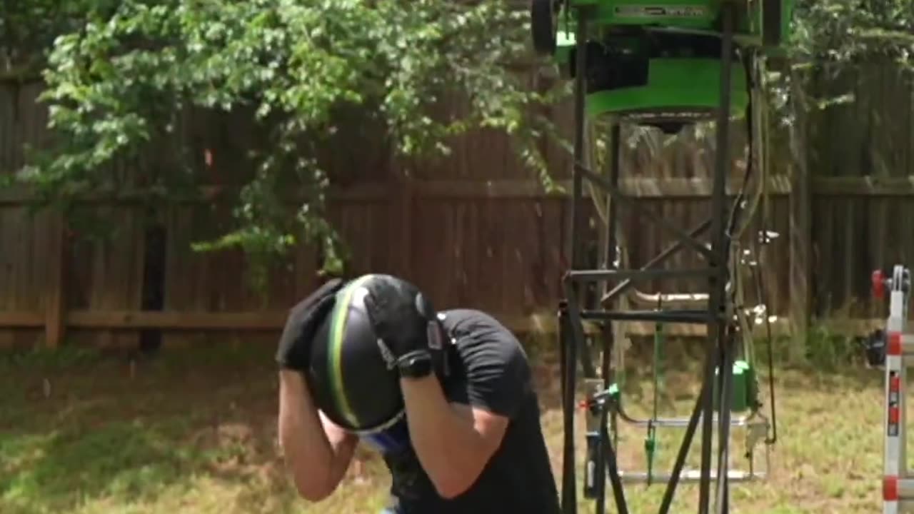 😮✨ Shocking Video: Head Chopped Off by Fan! | FeedMyCuriosity