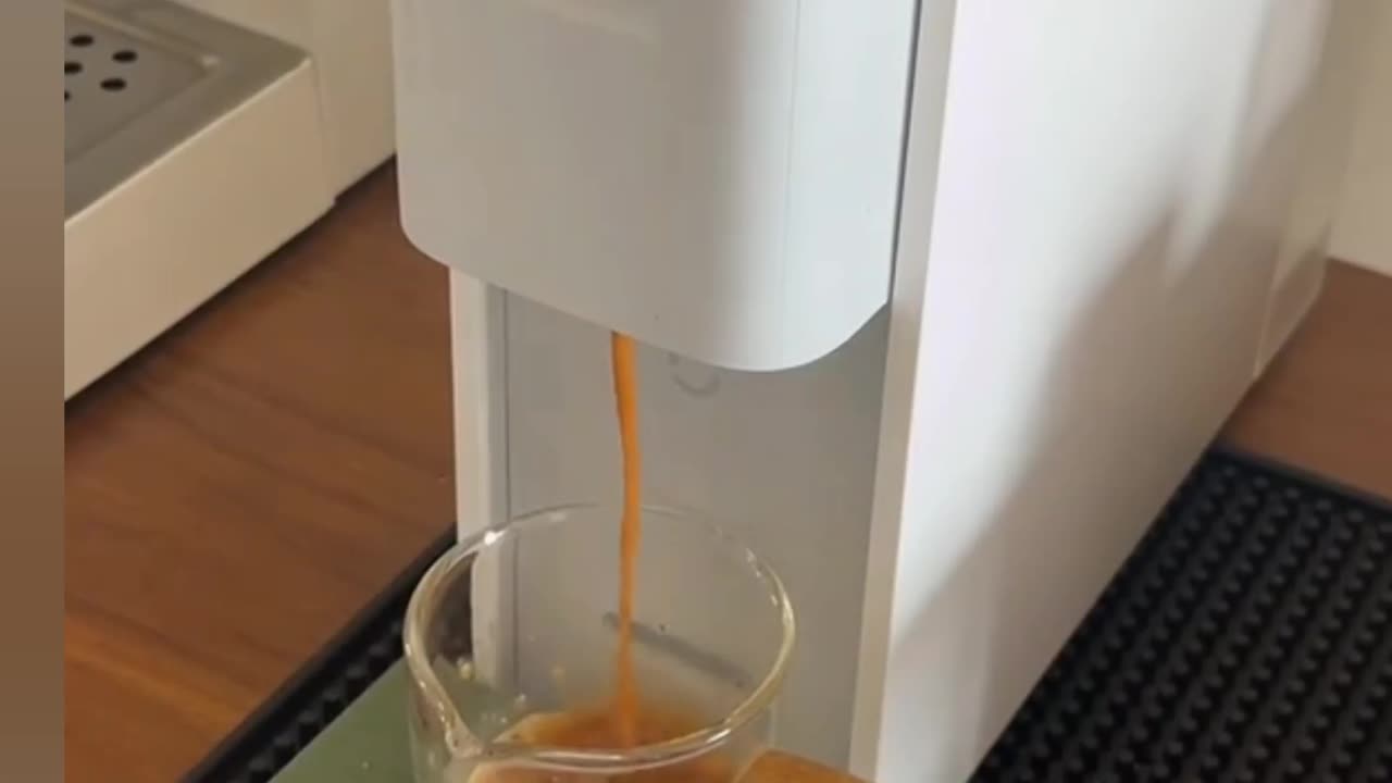 This Xiaomi Capsule Coffee Machine Changed My Mornings! | Easy Coffee for Beginners 😍🔥